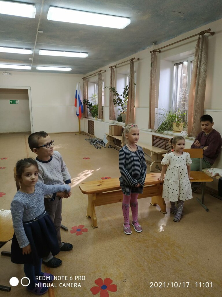 UkMxGUZMkBM